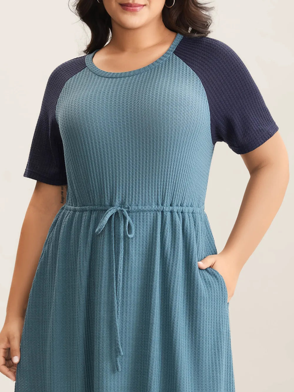 Textured Adjustable Waist Tie Knit Midi Dress