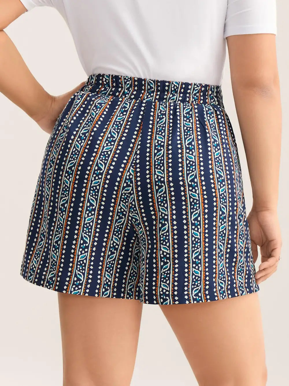 Boho Stripes Pockets Straight-Leg Shorts