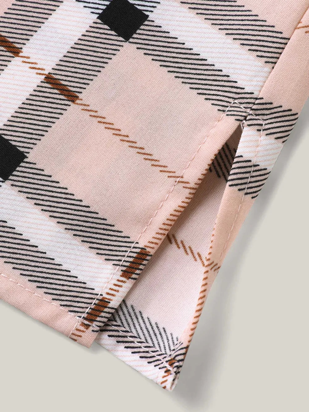 Plaid Pattern Round Neck Flared Shirt