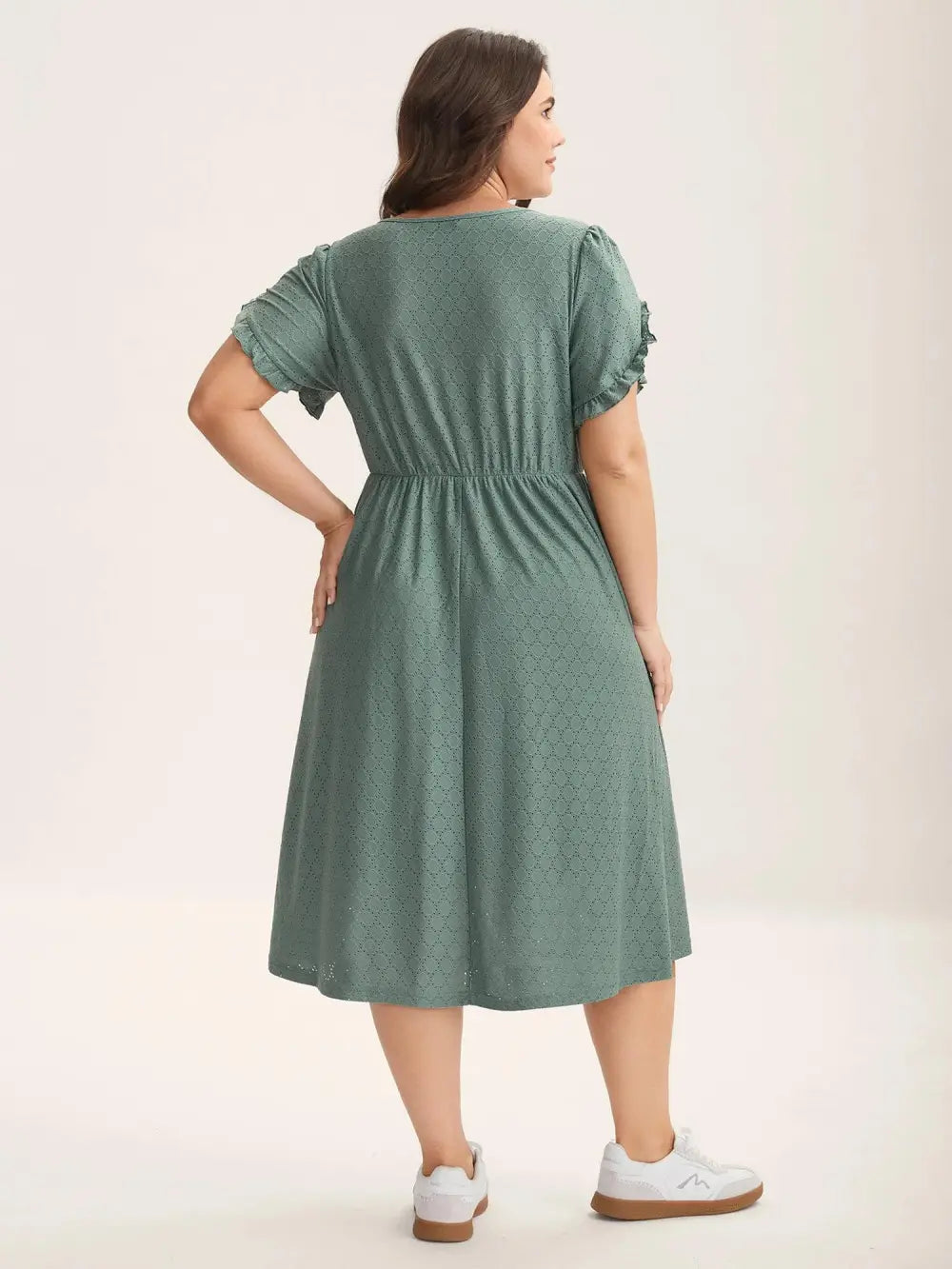 Textured Petal Sleeve Pockets Midi Dress