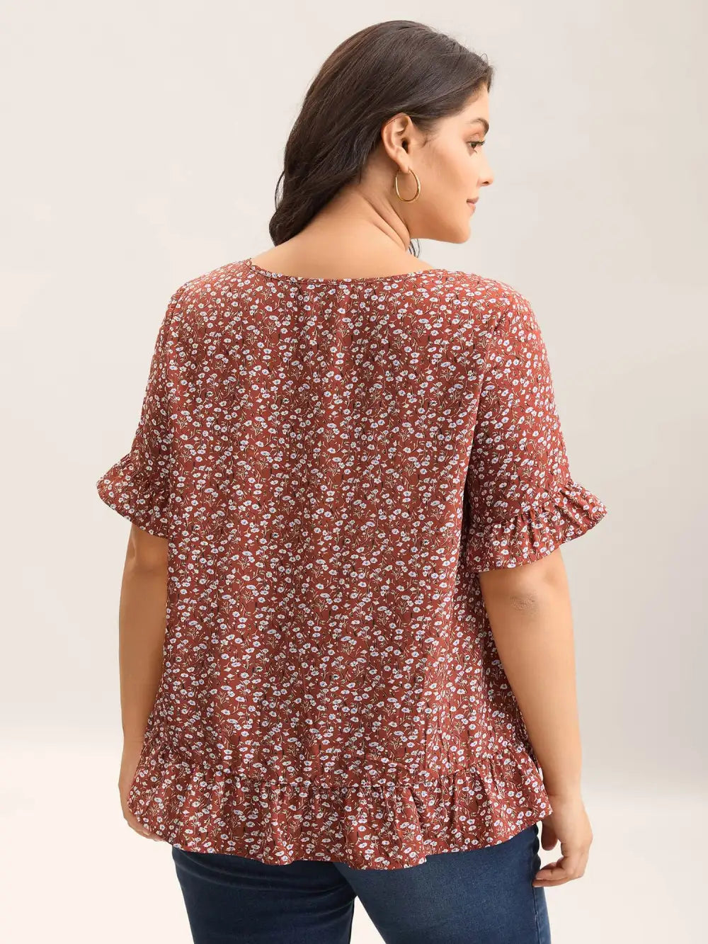 Ditsy Floral Print Ruffled Hem Blouse