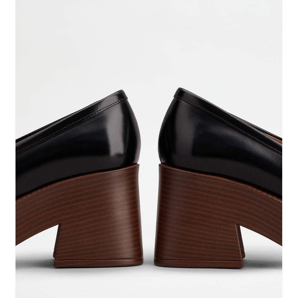 Platform Loafers in Leather