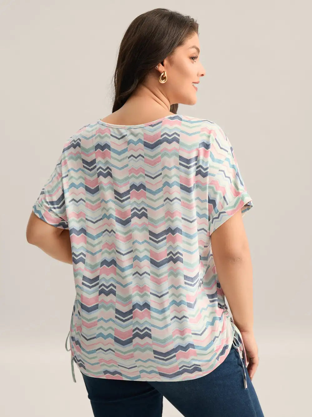 Stretchy Geometric Print Curvy Knit Top