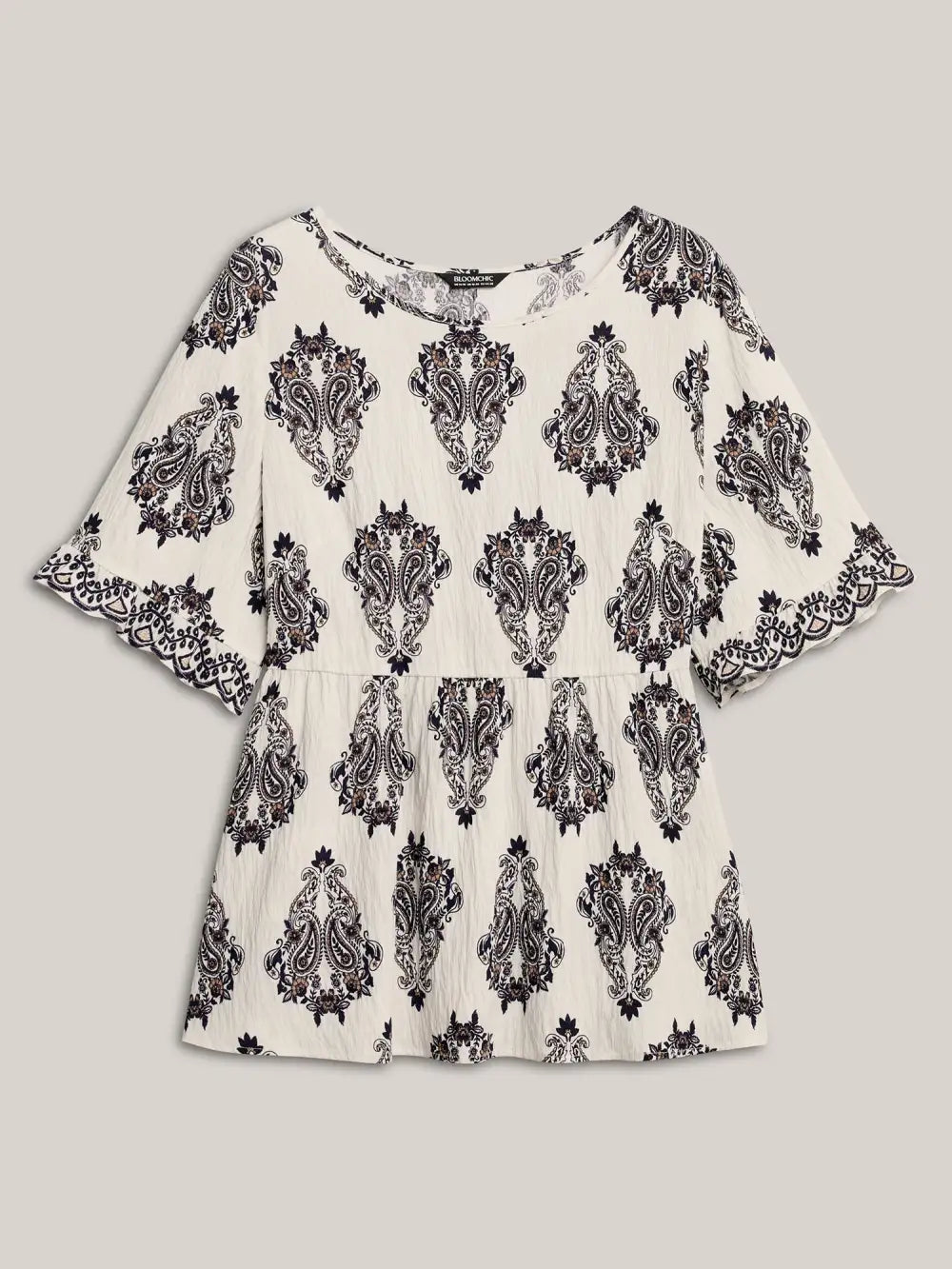 Paisley Print Lotus Leaf Cuffs Blouse