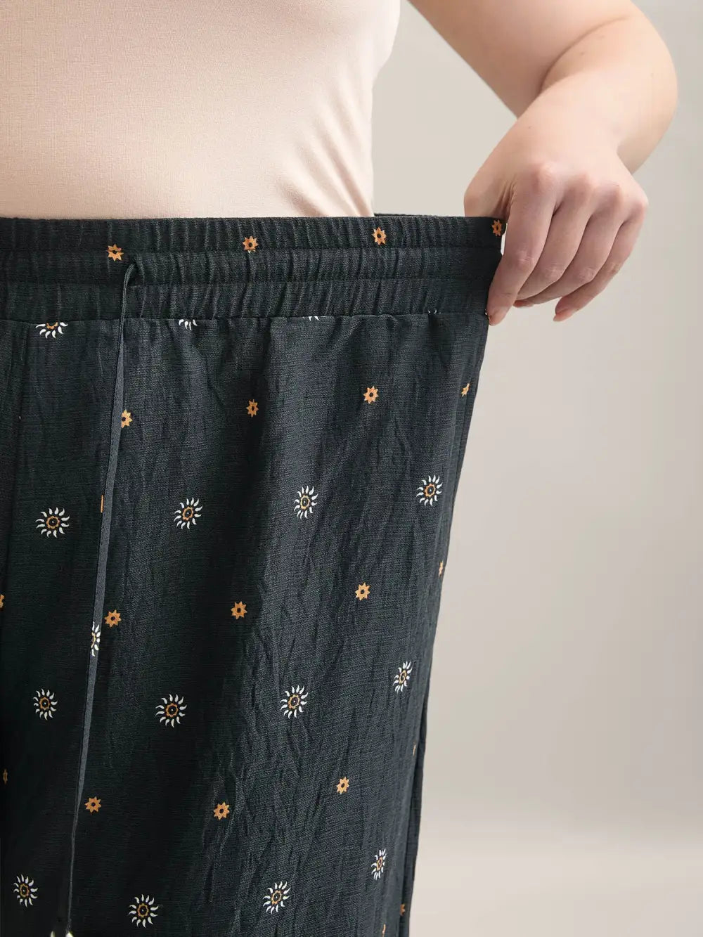 Paisley Print Wide-Leg Airy Pants