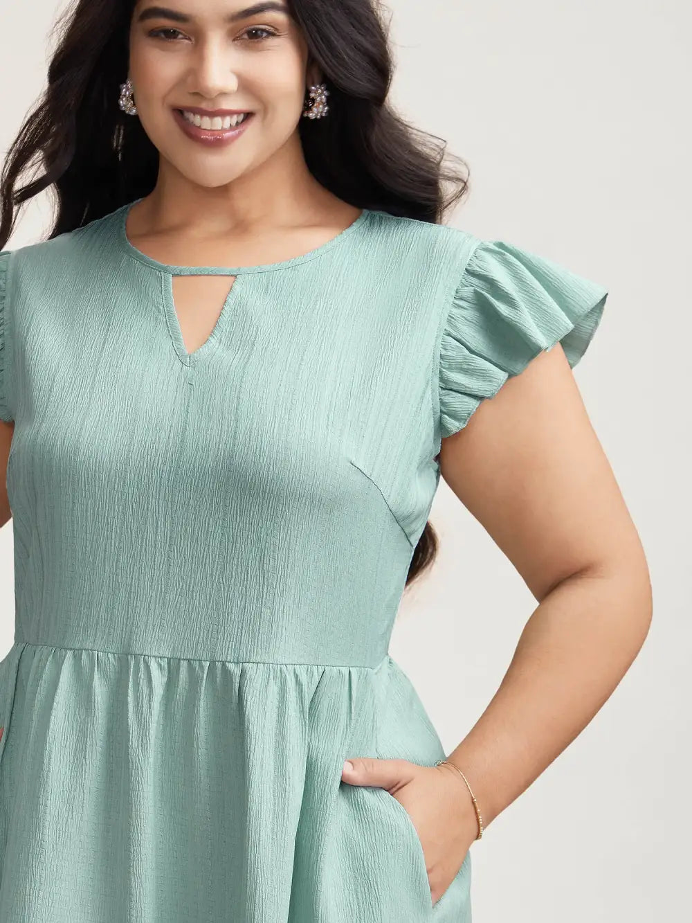 Textured Back Cut-Out Flutter Sleeve Midi Dress