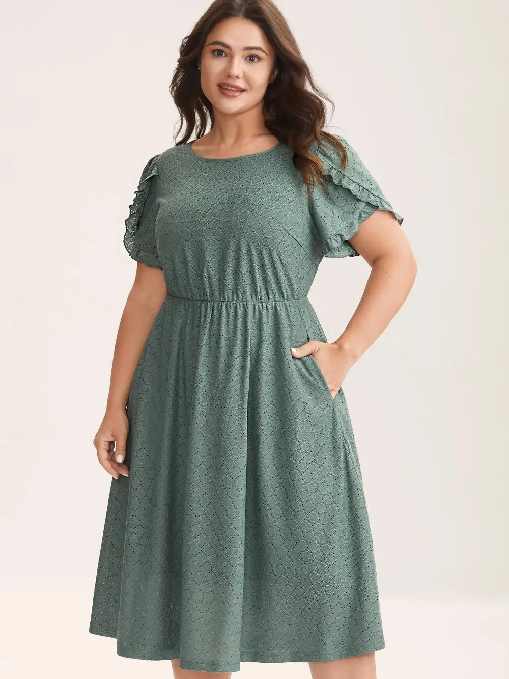 Textured Petal Sleeve Pockets Midi Dress