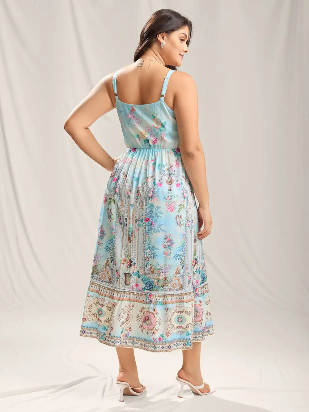Floral Paradise Print Pockets Maxi Dress