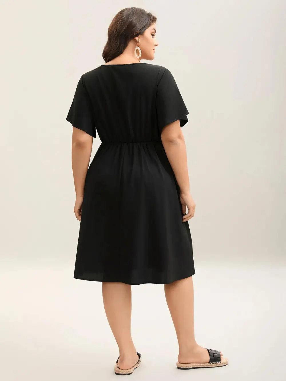 Colorful Stripes Textured Pockets Midi Dress