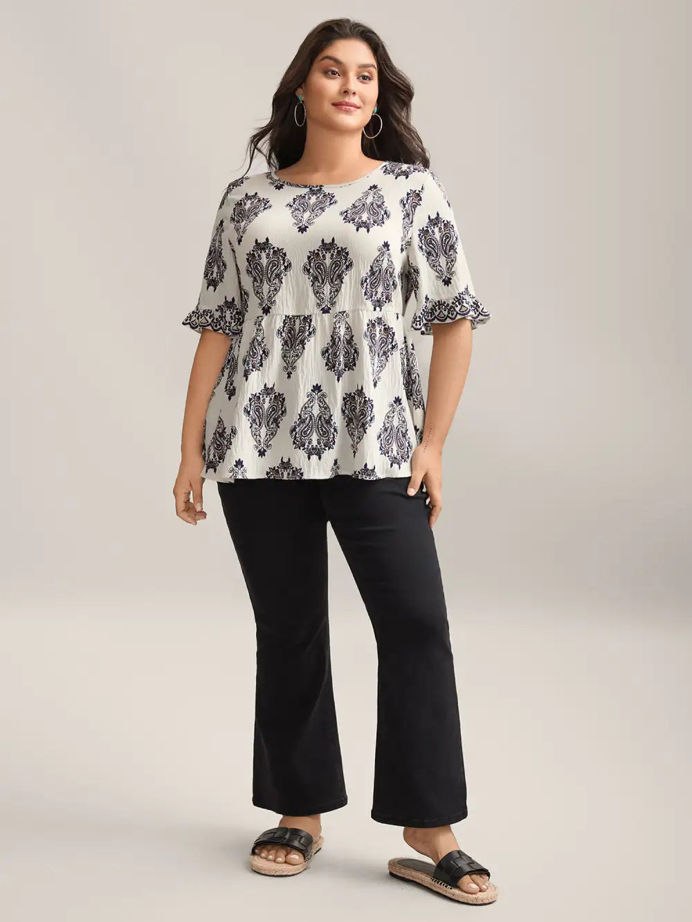 Paisley Print Lotus Leaf Cuffs Blouse