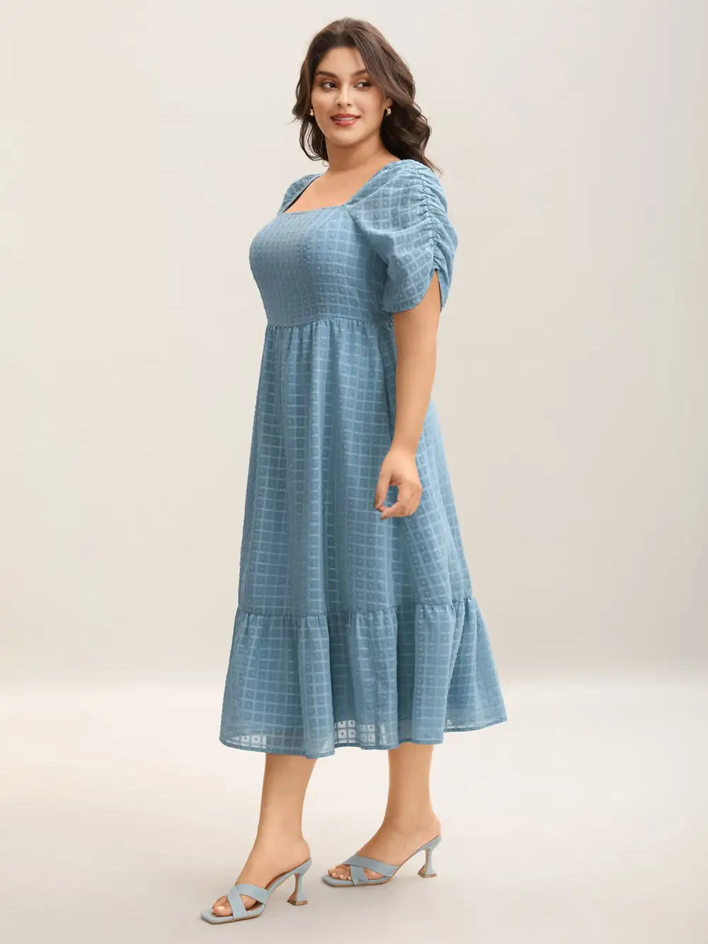 Textured Ruched Sleeve Tiered Midi Dress