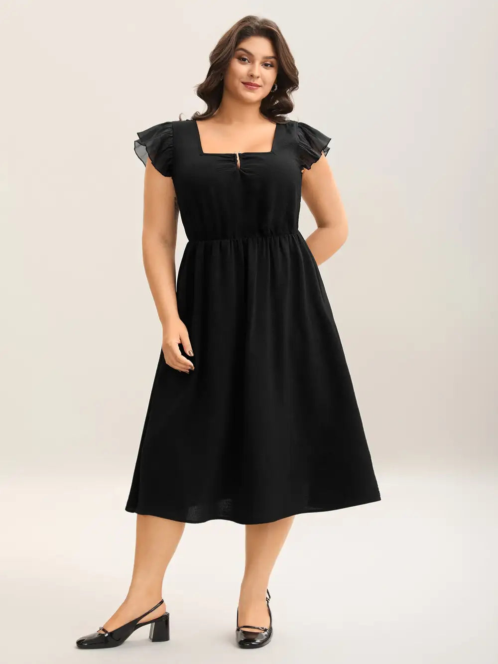 Spliced Gathered Neckline Pockets Midi Dress